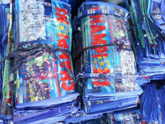 Articole de pescuit şi sacoşe din plastic, confiscate de vameşi
